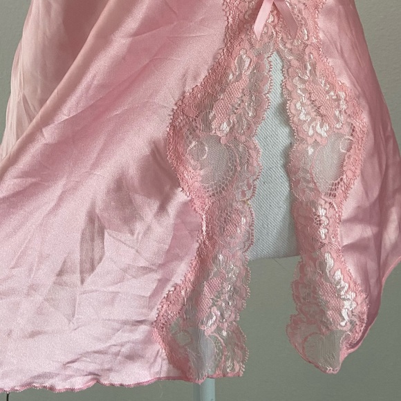 Pink satin lingerie sexy slip nightie fredericks of Hollywood Valentine’s Day - Picture 5 of 16
